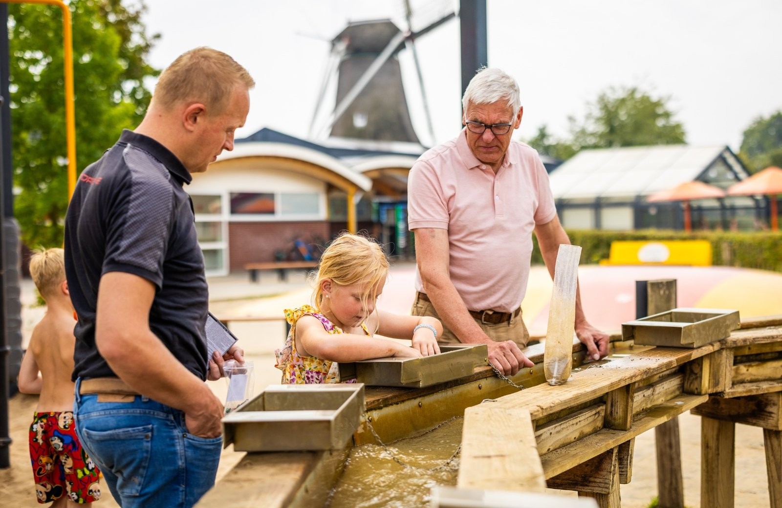 Camping in holland mit freizeitprogramm